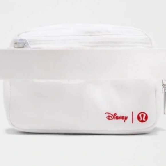 🖤🎃3DAYSALE🎃🖤Lululemon Mickey Mouse long strap bag - Picture 3 of 5